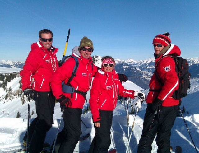  Instructores ESF Montriond 